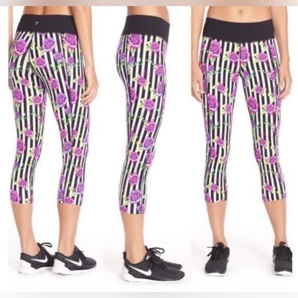 Betsey Johnson Performance Multicolor Rose Striped Capri Soft Women’s S Leggings - Picture 2 of 6